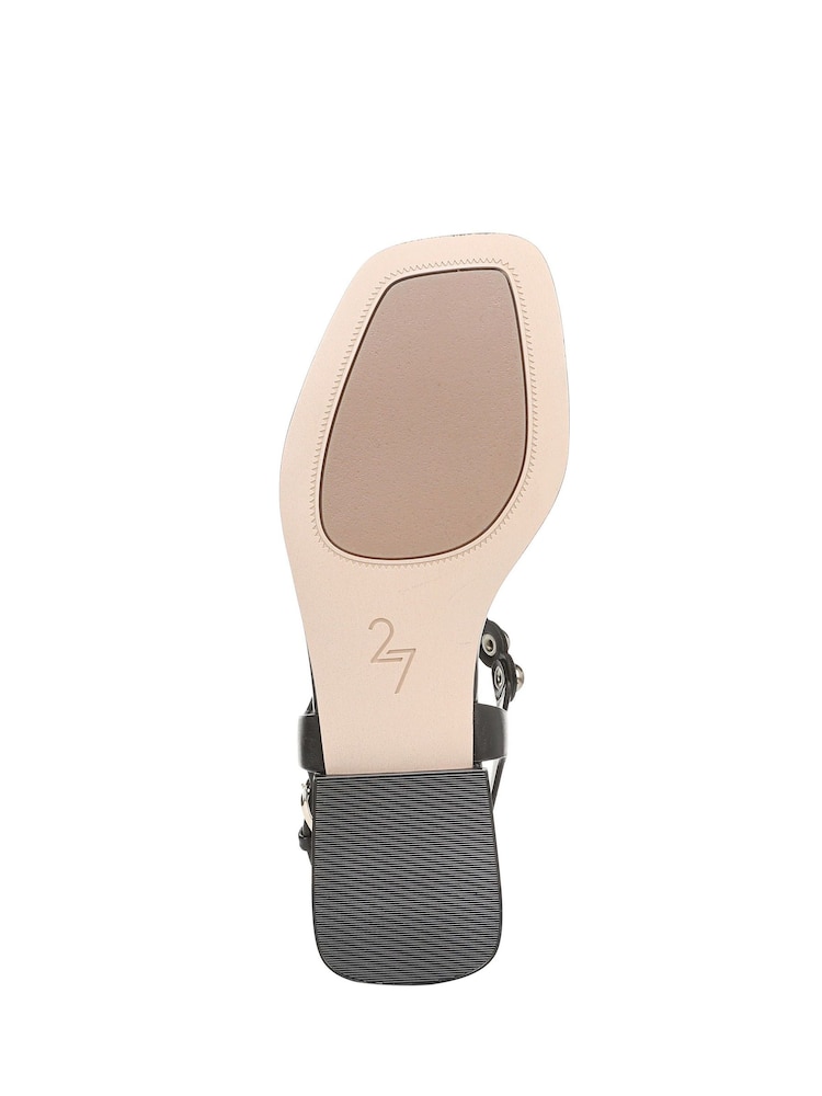 Naturalizer Regular Fit Nara Toe Post Brown Sandals - Image 7 of 7