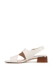Blanco - Naturalizer Regular Fit Audra Slingback Sandals - Imagen 2 de 7