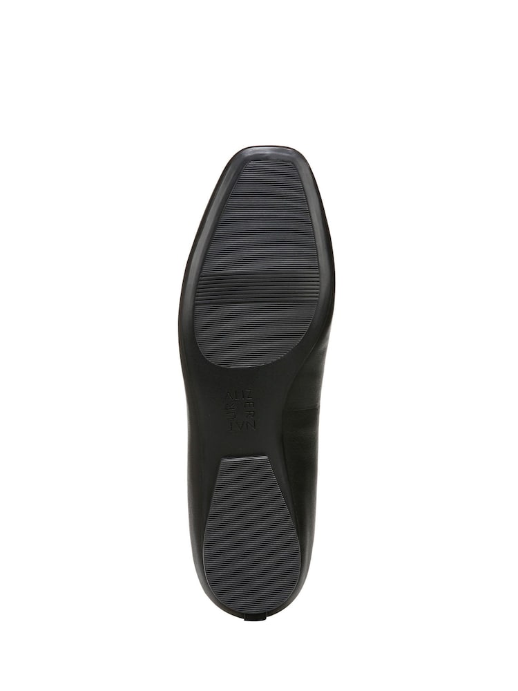 Schwarz - Naturalizer Wide Fit Chelsea Ballet Flats - Bild 6 von 6 Schwarz - Naturalizer Wide Fit Chelsea Ballet Flats - Bild 6 von 6