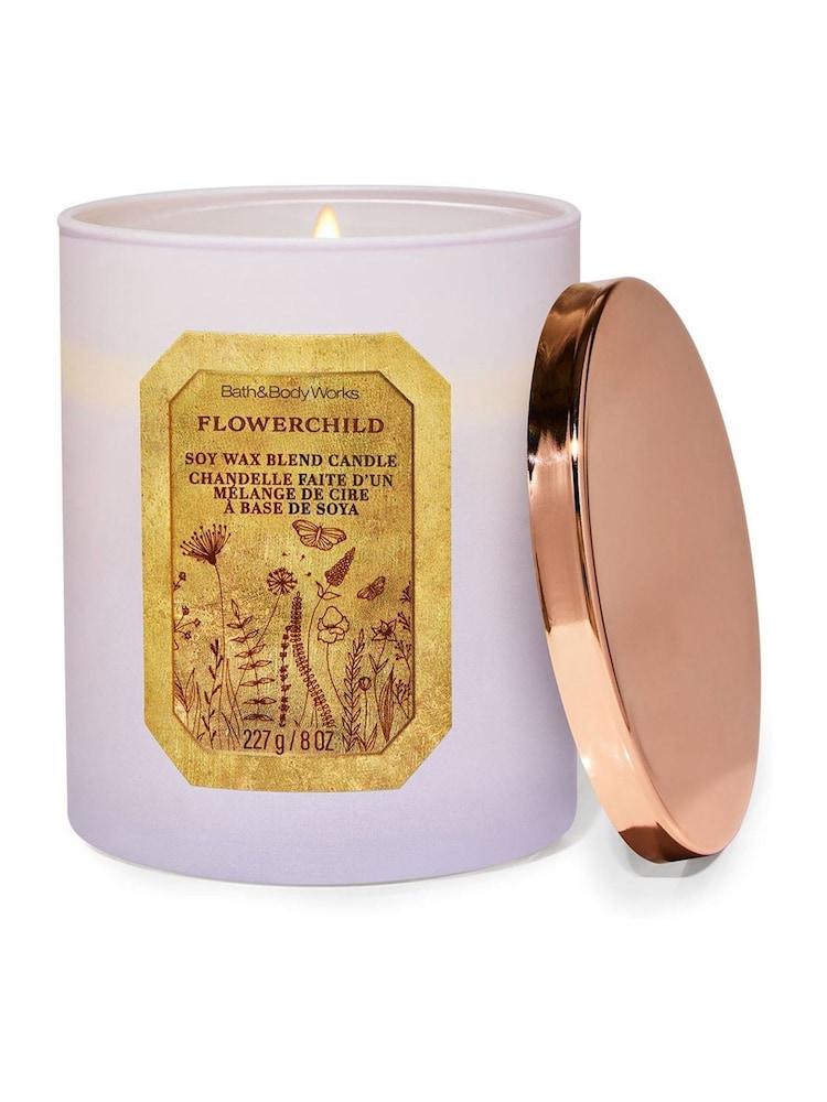 Bath & Body Works Single Wick Candle 8 oz / 227 g - Image 1 of 1 Bath & Body Works Single Wick Candle 8 oz / 227 g - Image 1 of 1
