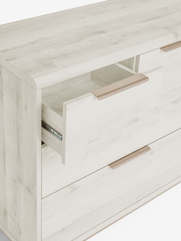 White Bronx Oak Effect 8 Drawer Chest of Drawers - Image 5 of 5