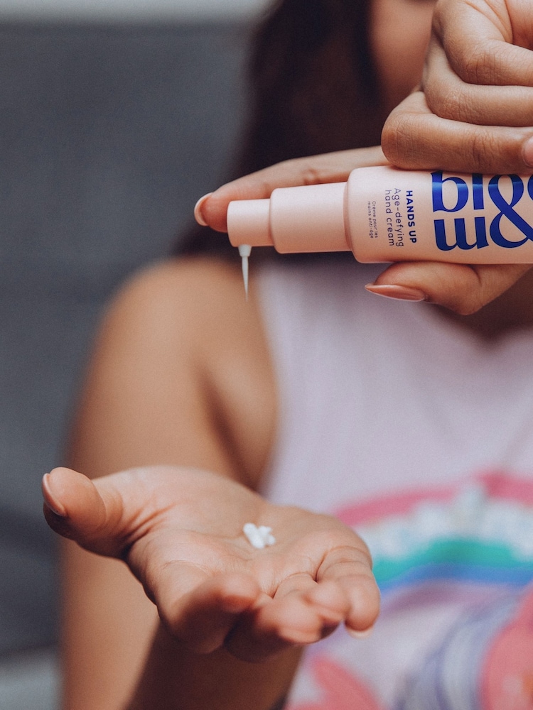 Bloom & Blossom Hands Up Agedefying Hand Cream 50ml - Image 2 of 4 Bloom & Blossom Hands Up Agedefying Hand Cream 50ml - Image 2 of 4