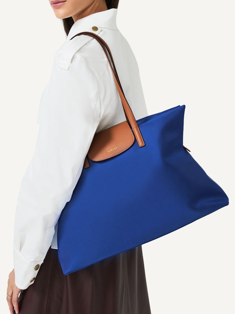 Radley Medium Pocket Essentials Zip Top Tote Bag - Image 6 of 6