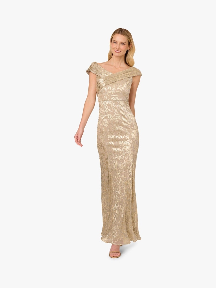Vestido de sirena con diseño metalizado de hojas en dorado de Adrianna Papell - Imagen 1 de 6 Vestido de sirena con diseño metalizado de hojas en dorado de Adrianna Papell - Imagen 1 de 6