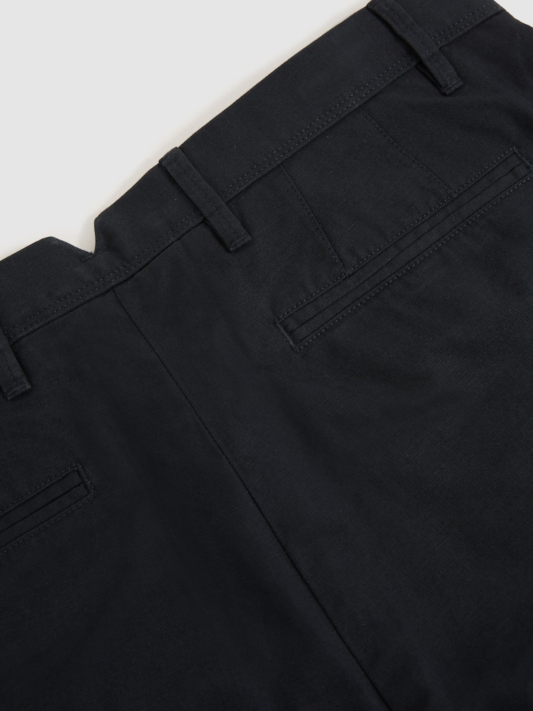 Reiss Shade Cotton-Linen Relaxed-Fit Trousers - Imagen 6 de 6