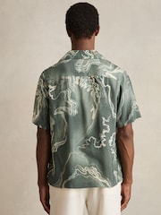 Reiss Sage Green Marble Print Cuban-Collar Shirt - Image 5 of 6