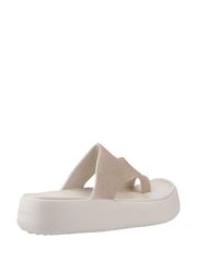 Crocs Gold Getaway Toe Loop Platform Sandals - Image 4 of 4
