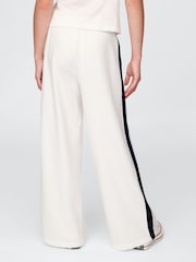 Blanco - Gap Logo Vintage Soft Joggers (4-13yrs) - Imagen 2 de 5