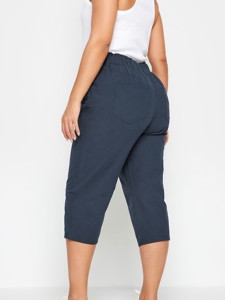 Yours Curve Cool Cropped Hose aus 100 % Baumwolle - Bild 2 von 4 Yours Curve Cool Cropped Hose aus 100 % Baumwolle - Bild 2 von 4