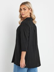 Negro - Yours Curve Textured Pleated Front Shirt - Imagen 3 de 5