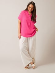 Pink - Yours Curve Bluse mit kurzer Knopfleiste - Bild 2 von 4
