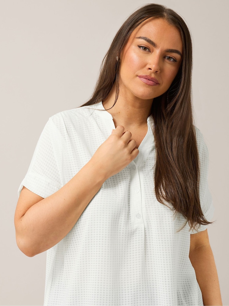 Weiß - Yours Curve Bluse mit kurzer Knopfleiste - Bild 4 von 4