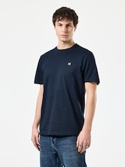Weekend Offender Cannon Beach Badge T-Shirt - Bild 1 von 5