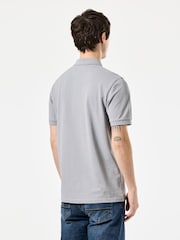 Weekend Offender Caneiros Classic Badge Polo Shirt - صورة 2 من 5