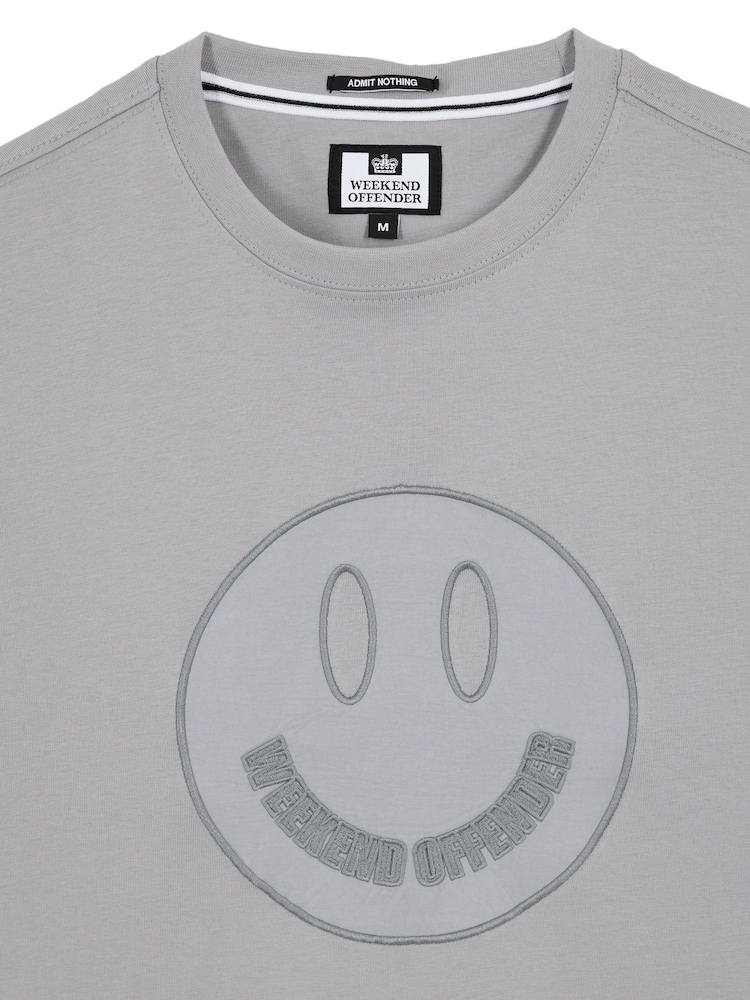 Weekend Offender Parachute Appliqué Smiley T-Shirt - Image 5 of 6