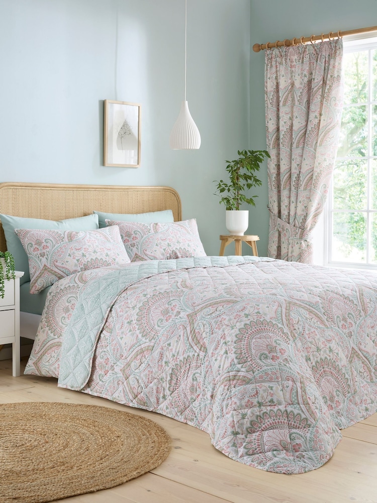 Dreams & Drapes Green Palais Quilted Bedspread - Image 1 of 3