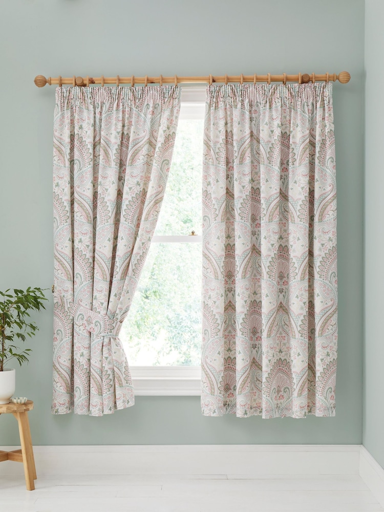 Dreams & Drapes Palais Pair of Pencil Pleat Curtains With Tie Backs - Bild 1 von 4 Dreams & Drapes Palais Pair of Pencil Pleat Curtains With Tie Backs - Bild 1 von 4
