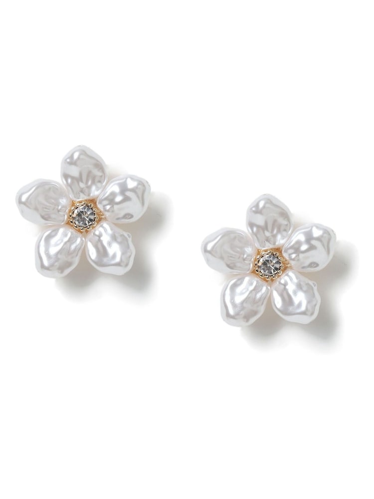 Aela Pearl Effect Flower Stud White Earrings - Bild 1 von 3