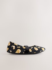 Never Fully Dressed Charm Velour Mary Jane Slippers - Imagem 3 de 8