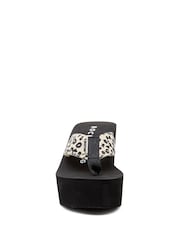 Rocket Dog Animal Leopard Print Crush Leon Fabric Flip Flops - Image 4 of 7