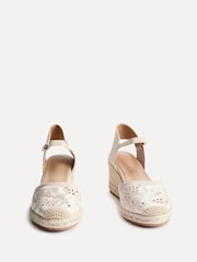 Linzi Cream Kayla Closed-Toe Wedges With Cut-Out Detailing - Image 3 of 5