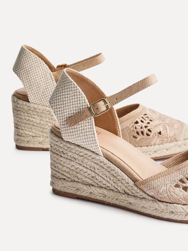 Linzi Natural Kayla Closed-Toe Wedges With Cut-Out Detailing - Image 5 of 5