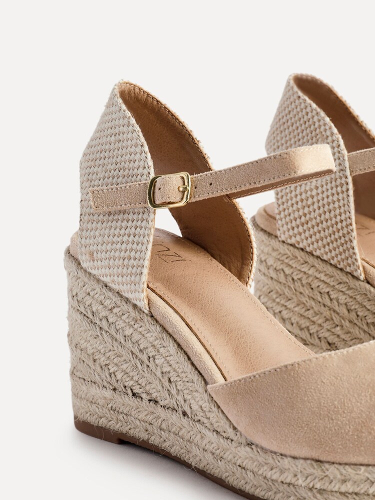 Linzi Cream Present Closed-Toe Wedge Sandals - Image 5 of 5 Linzi Cream Present Closed-Toe Wedge Sandals - Image 5 of 5