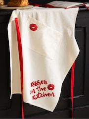 Rockett St George Red Lipstick Apron - Image 2 of 5