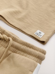 Neutro/gris - Conjunto de pantalón de chándal y camiseta de manga larga con diseño de tacto suave (3 meses - 7 años) - Imagen 8 de 8