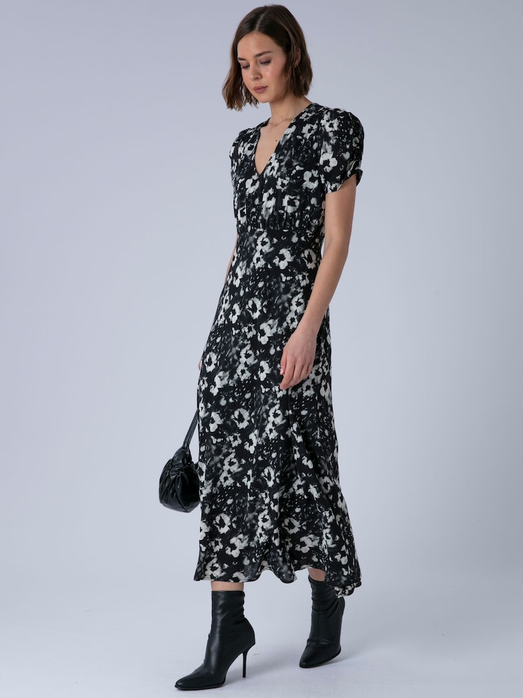 Religion Isabel Tea Robe In Dark Fleuri Imprimé - Image 8 de 8