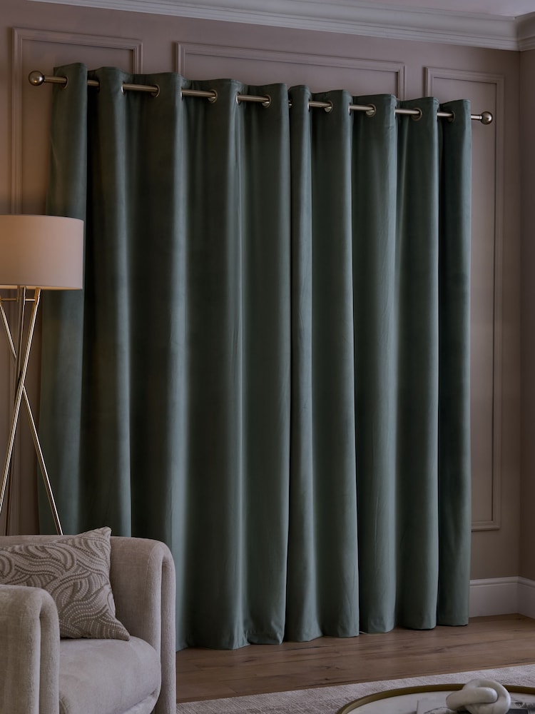Green Sage Matte Velvet Super Thermal Curtains - Image 2 of 8
