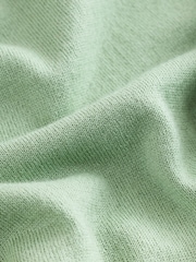 Verde sálvia - Suéter leve com gola alta e zíper em mistura de lã merino Signature - Imagem 2 de 3