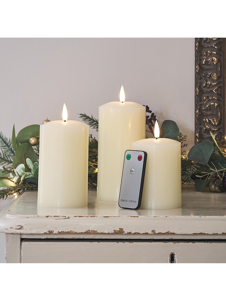 Lights4fun Natural TruGlow® Rechargeable LED Pillar Candle Trio - Image 2 of 5