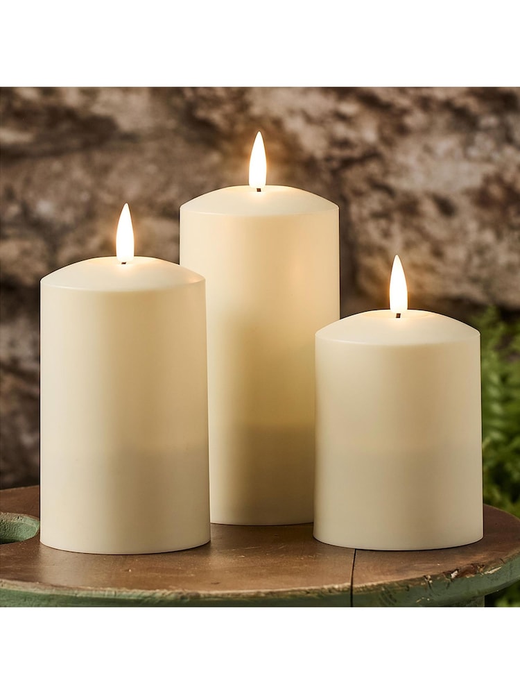 Lights4fun Natural TruGlow® Solar Pillar LED Candle Trio - Image 1 of 2