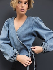 Cândida - Blusa jeans envolvente com amarração frontal - Imagem 5 de 8
