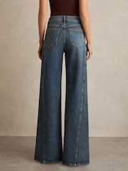 Reiss Mid Blue Fern Petite Twist Seam Wide Leg Jeans - Image 5 of 7