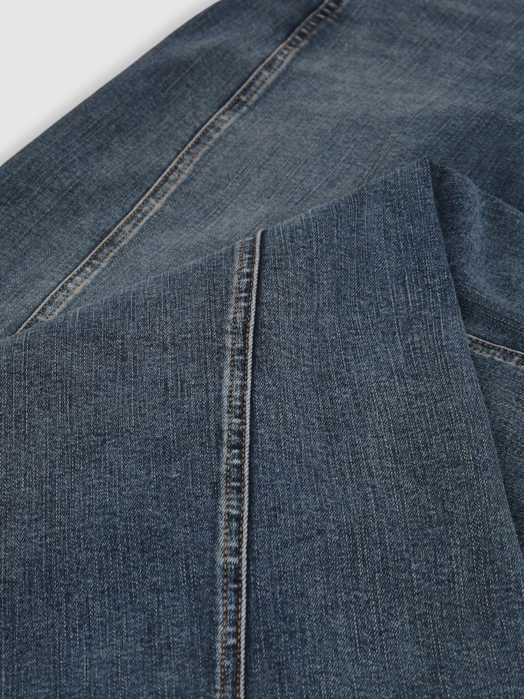 Reiss Mid Blue Fern Twist Seam Wide Leg Jeans - Image 6 of 6