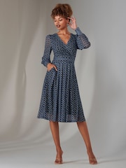 Blau - Jolie Moi Langarm-Midikleid mit Spitzenmuster - Bild 4 von 6