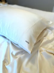 Martex Ivory Satin Travel Pillowcase Pair - Image 4 of 4
