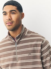 لون محايد - Stripe Quarter Zip Neck Sweatshirt - صورة 4 من 7