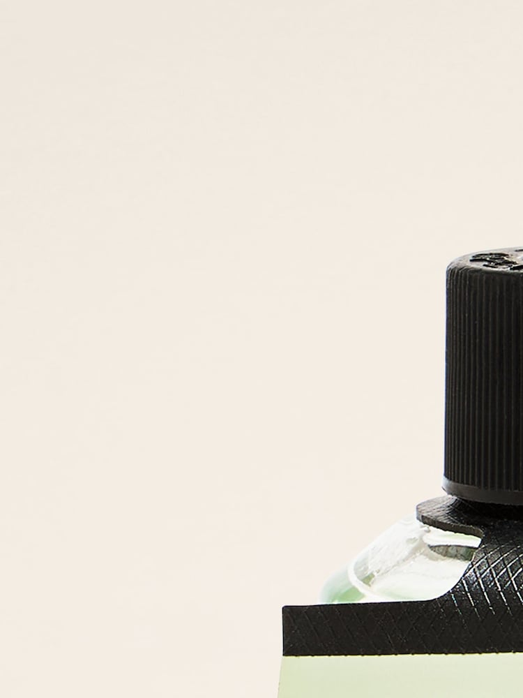 Bath & Body Works White Tea and Sage Wallflowers Fragrance Refill 24 ml - Image 2 of 2 Bath & Body Works White Tea and Sage Wallflowers Fragrance Refill 24 ml - Image 2 of 2