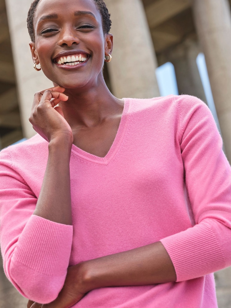 Pure Collection Pink Cashmere Long Sleeve Slim Fitting V-Neck Sweater - Image 3 of 3