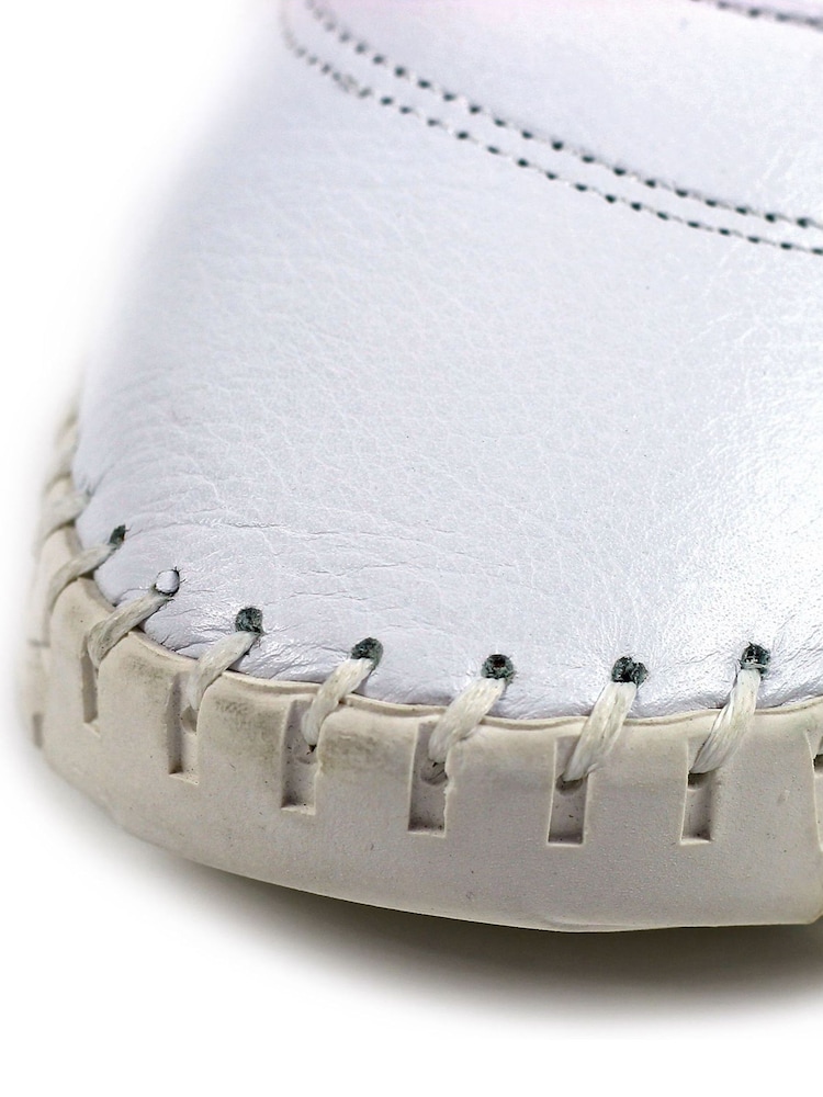 Zapatillas blancas de lona St Austell de Lunar - Imagen 8 de 8 Zapatillas blancas de lona St Austell de Lunar - Imagen 8 de 8