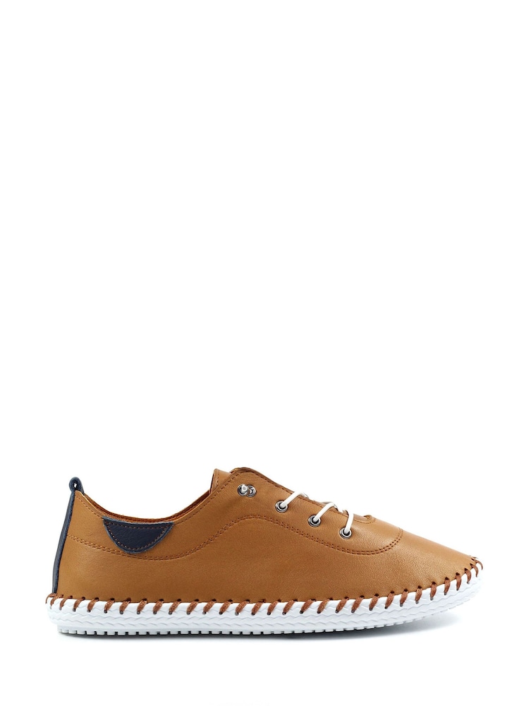 Zapatos de cuero marrones tipo plimsoll St Ives de Lunar - Imagen 2 de 9 Zapatos de cuero marrones tipo plimsoll St Ives de Lunar - Imagen 2 de 9