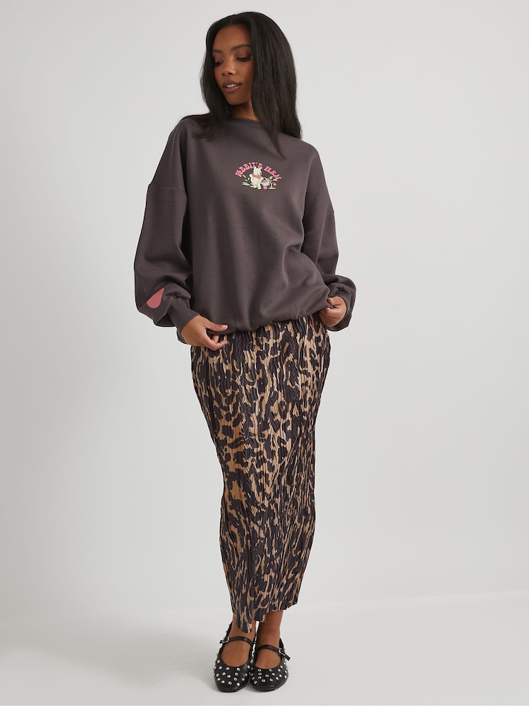 Skinnydip Grey Disney Winnie The Pooh Rabbits Farm Sweatshirt - Image 2 of 5