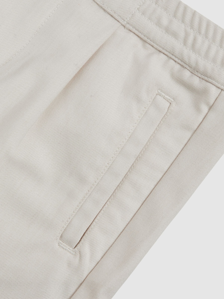Reiss Off White Sussex Relaxed Drawstring Shorts - Image 4 of 4