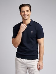 أزرق سماوي - من U.S. Polo Assn. قميص بولو بياقة صغيرة من قطن ممشط 100% للرجال - صورة 1 من 6