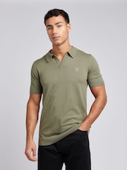 أخضر - من U.S. Polo Assn. قميص بولو بياقة صغيرة من قطن ممشط 100% للرجال - صورة 1 من 7