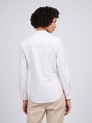 أبيض - U.S. Polo Assn Womens Stripe Stretch Classic Fit Oxford Shirt - صورة 2 من 4