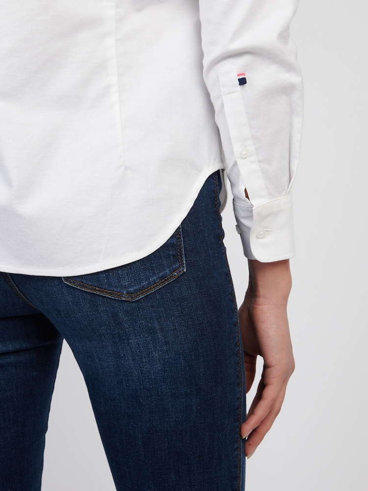 قميص أكسفورد قابل للتمدد بتفصيل كلاسيكي للنساء من U.S. Polo Assn. - صورة 5 من 5